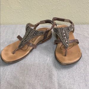 Aetrex Beaded Sandals